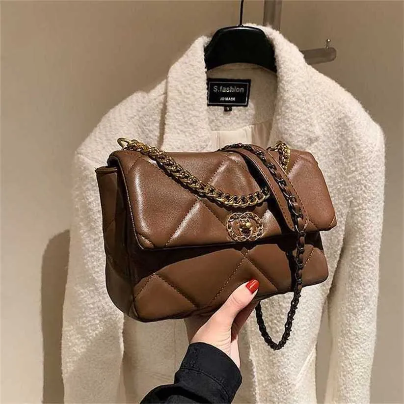 12% New Launch hand This year's popular simple diamond pattern embroidered small square autumn new westernized versatile one shoulder crossbody women's