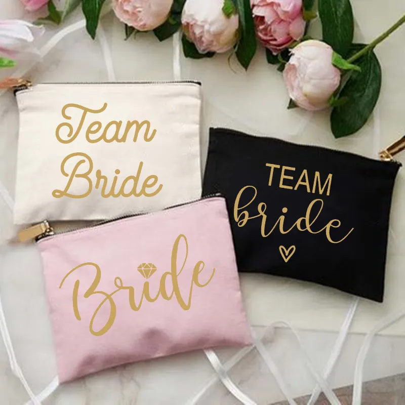 Midjeväskor Team Bride Makeup Bag Bachelorette Party Cosmetic Bridesmaid toalettartiklar Organiser Kvinnlig lagring Make Up Case Wedding Presents 230826