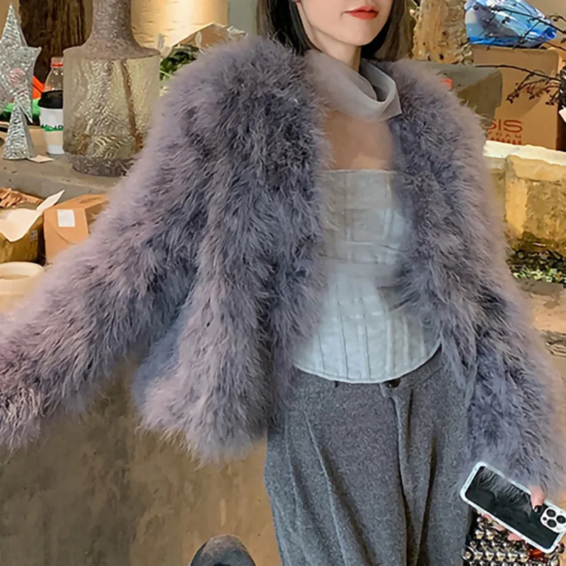 Womens Jackets Winter Fashion Ostrich Feather Coat Longsleeve Ladies Nightclub 100% Natural Fur Coats V Neck Turkey 230828