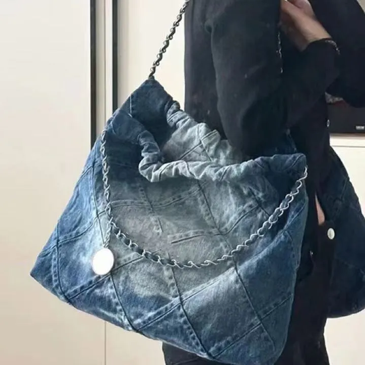 Designer -Tasche Denim Blue Cc Flapp Womens Handtasche Crossbody Totes Einkaufsumbetasche Vintage Stickerei -Druck -Fadenbeutel 3 Größen