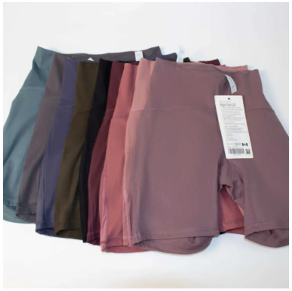 Short de sport de yoga pour femmes, taille haute, slim, séchage rapide, respirant, élasticité, matériau en nylon, harem, pantalon pour dames, grandes tailles