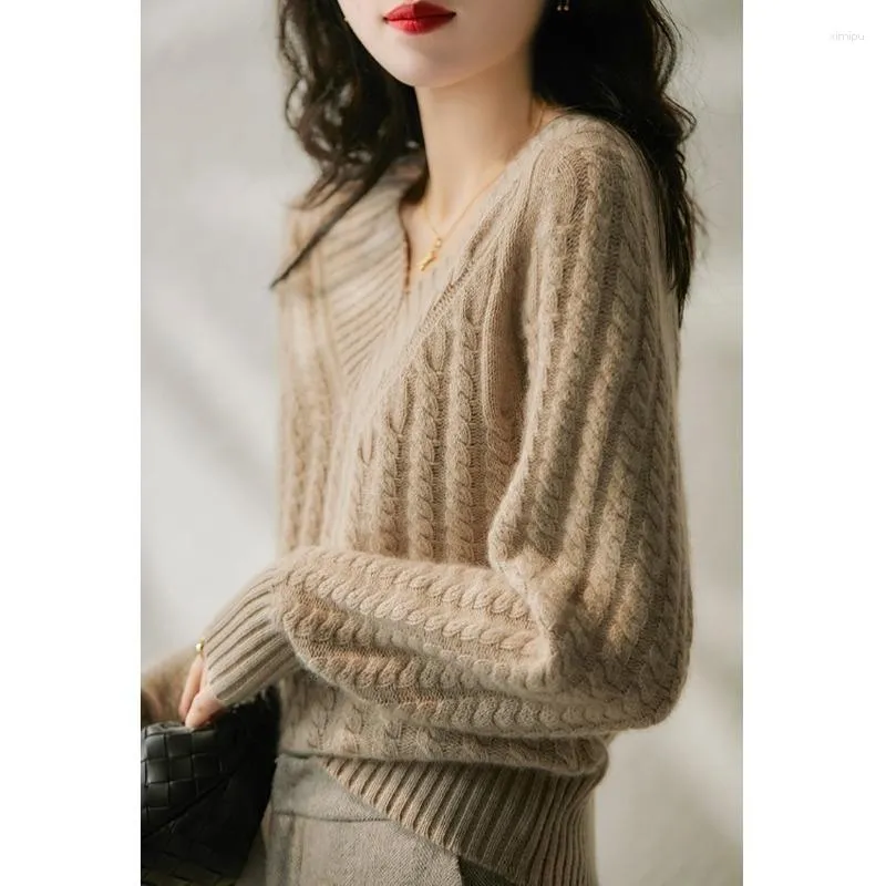 Women's Sweaters Women Pullover European Station 2023 Autumn And Winter Light Soft Cashmere Thick Cable Knit V-neck Loose Sweater