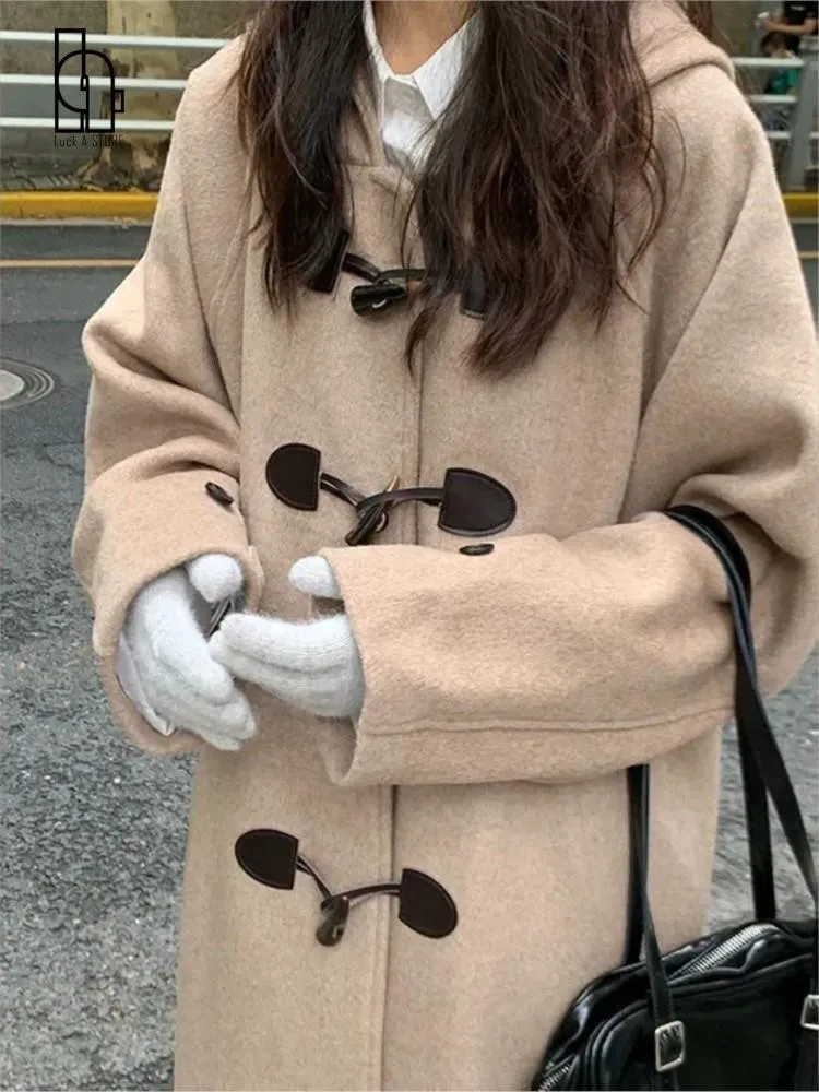 Laine des femmes mélanges chance un manteau d'hiver pour femmes en laine rétro corne bouton manteau en laine à capuche duffle manteaux élégant vêtements d'extérieur 230826