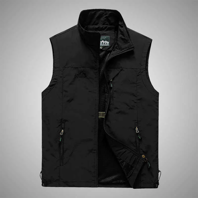 VEKDONE 2023 Clearance Men's Casual Outdoor Vest Lightweight Sleeveless Zip  Up Breathable Multi-Pocket Fishing Safari Travel Vests Outwear