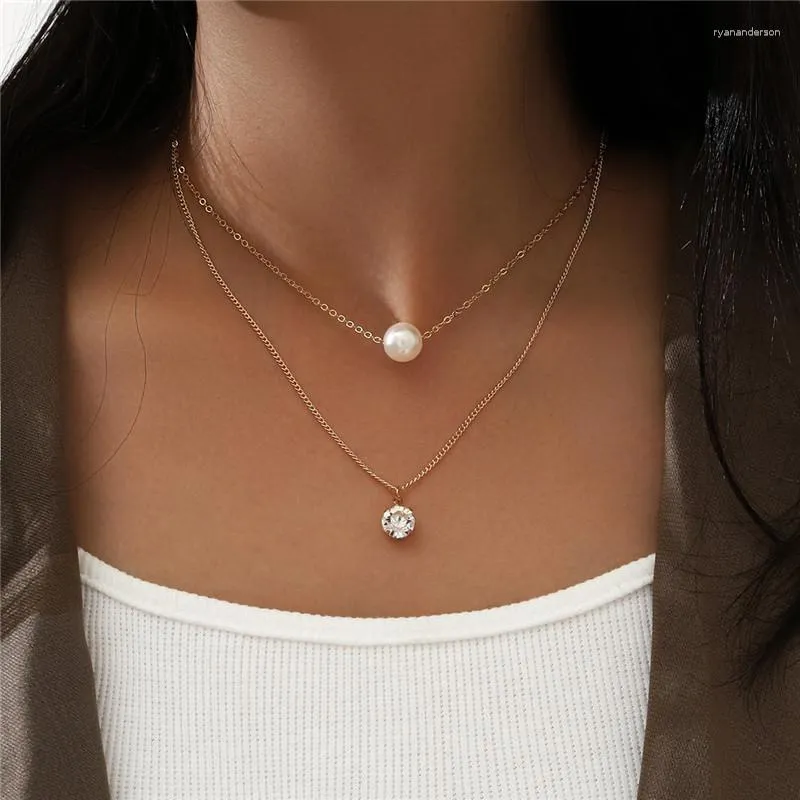 Pendant Necklaces HI MAN Bohemian Classic Pearl Sun Zircon Necklace Women Fashion Charm Friendship Gift Small Jewelry Accessories