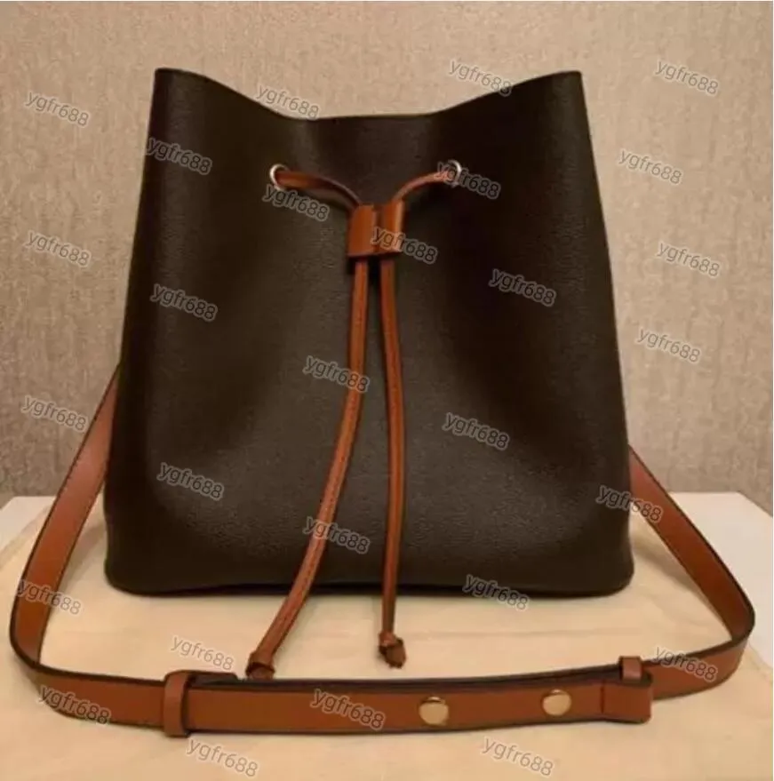 Famous bucket bag new arrivals