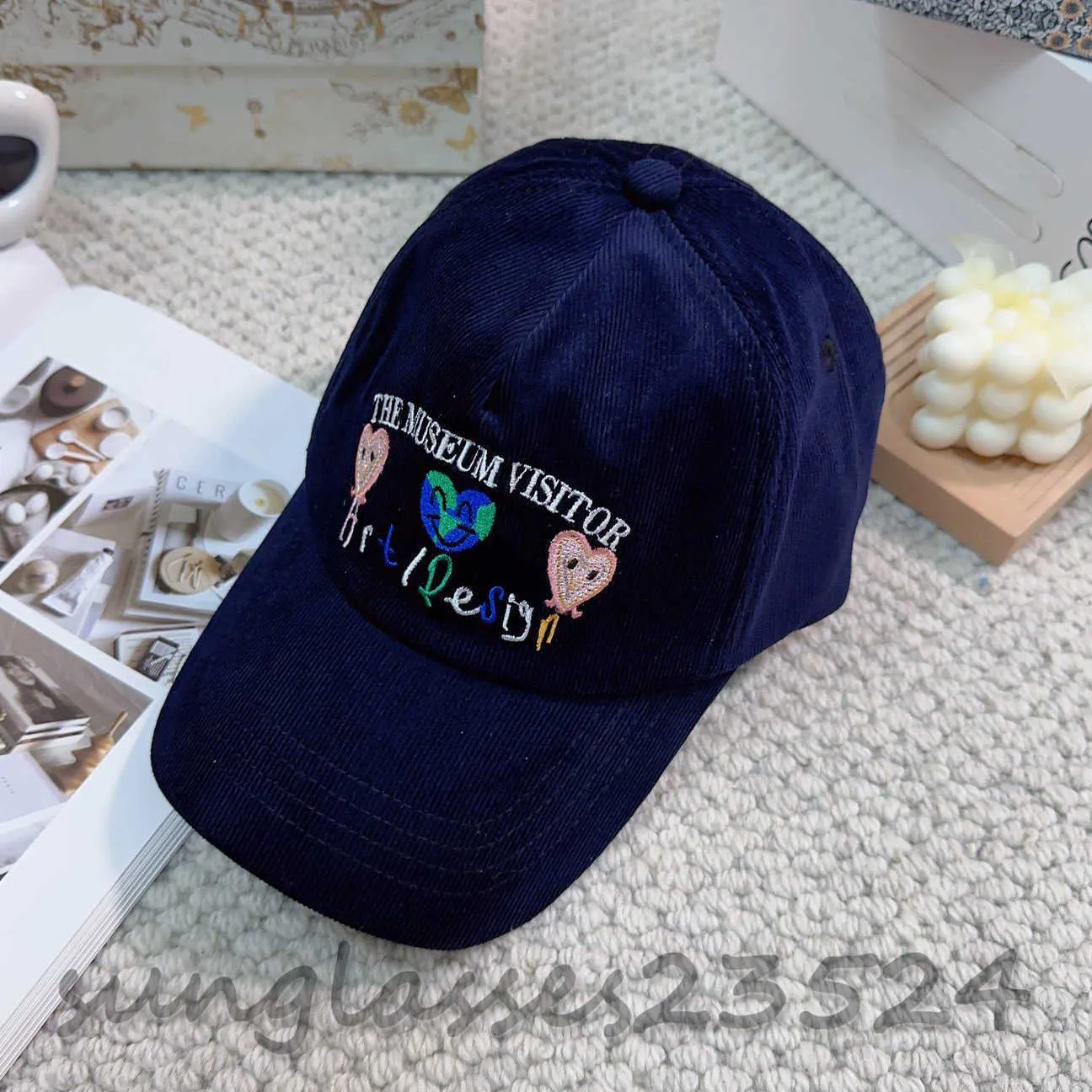 Dark blue hat Niche fashion baseball cap, niche designer cap, five colors, men and women, embroidered printed hat gz215690