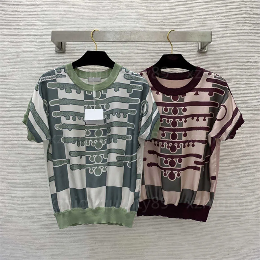 Designer T-shirt Femmes Top Designer Tops Tricots Été Cool T-shirt à manches courtes Contraste Plaid Stripe Imprimé Col Rond Pull Designer Vêtements Femmes Tshirt 55