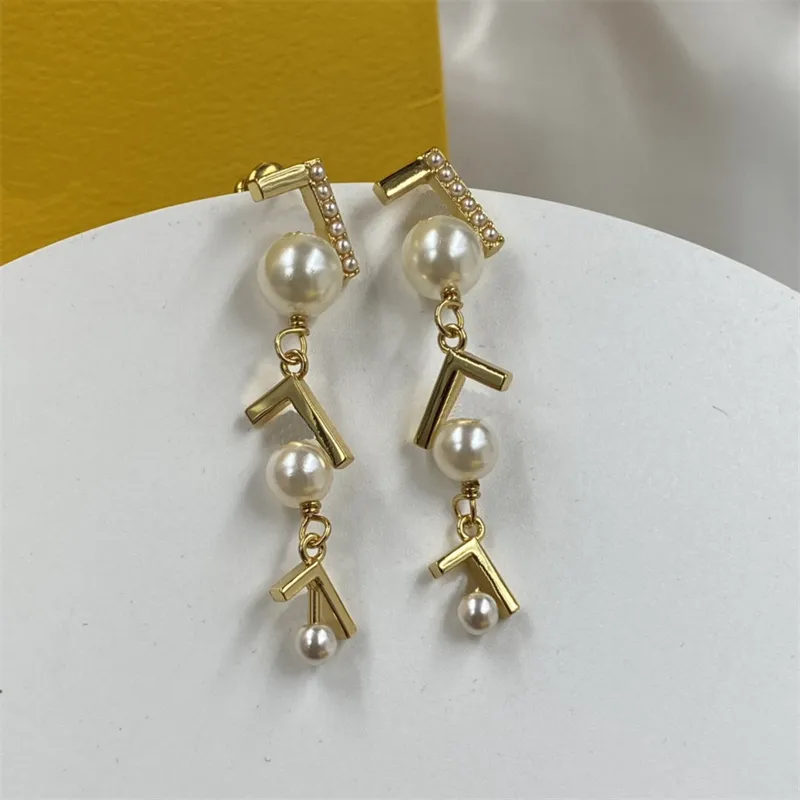 Pendientes de joyería de diseñador de marca clásica para mujer, joyería de regalo, pendiente de oro de cristal de perlas, pendientes de moda para mujer, adornos de letras