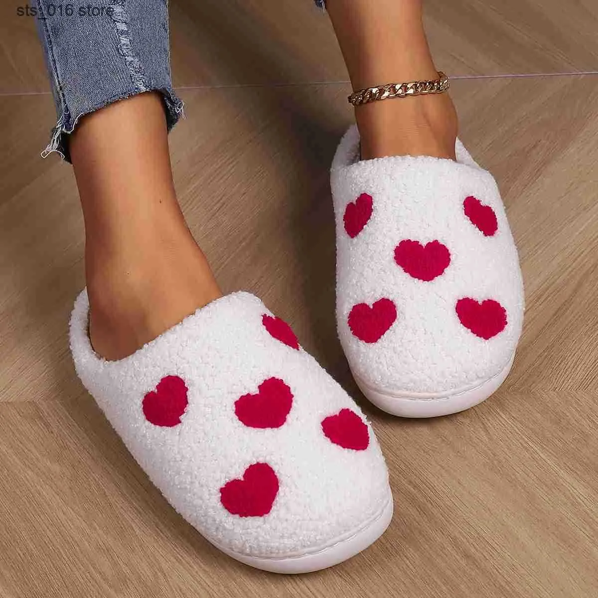 Pattern House Couples Checkerboard Love Slippers Winter Femmes Fluffy Tlides Cartoon broderie Chaussures en coton Coton Indoor chaude T230829 321
