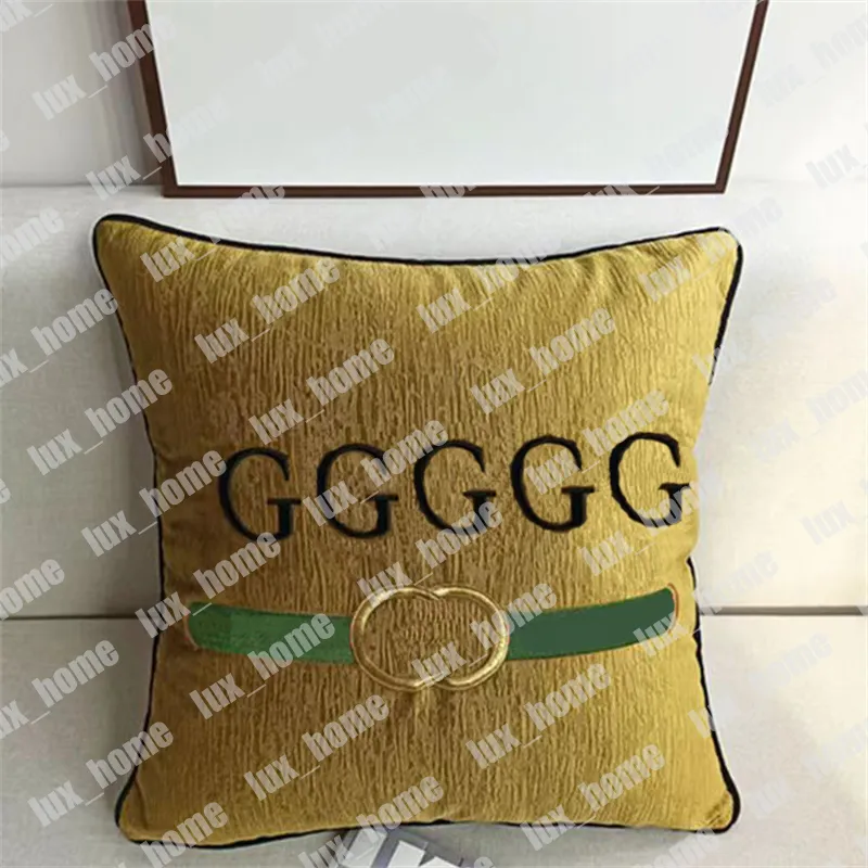 Decorative Pillow Luxury Brand Cushion Christmas Designer Pillowcase Fashion Throw Cushions Cotton Pillows Covers Case Home Textiles 21ss From 16 33 DHgate