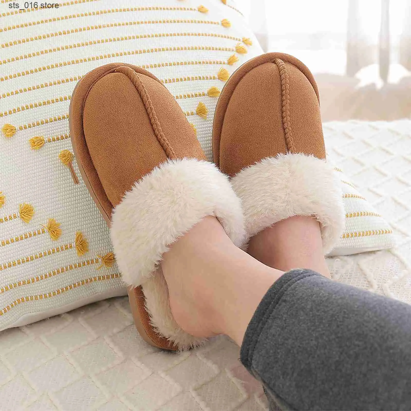 Slippare Comwarm New Furry Slippers for Women Winter Fashion Warm Short Plus Platform Home Cotton Shoes Suede Ladies Fur Boots T230828