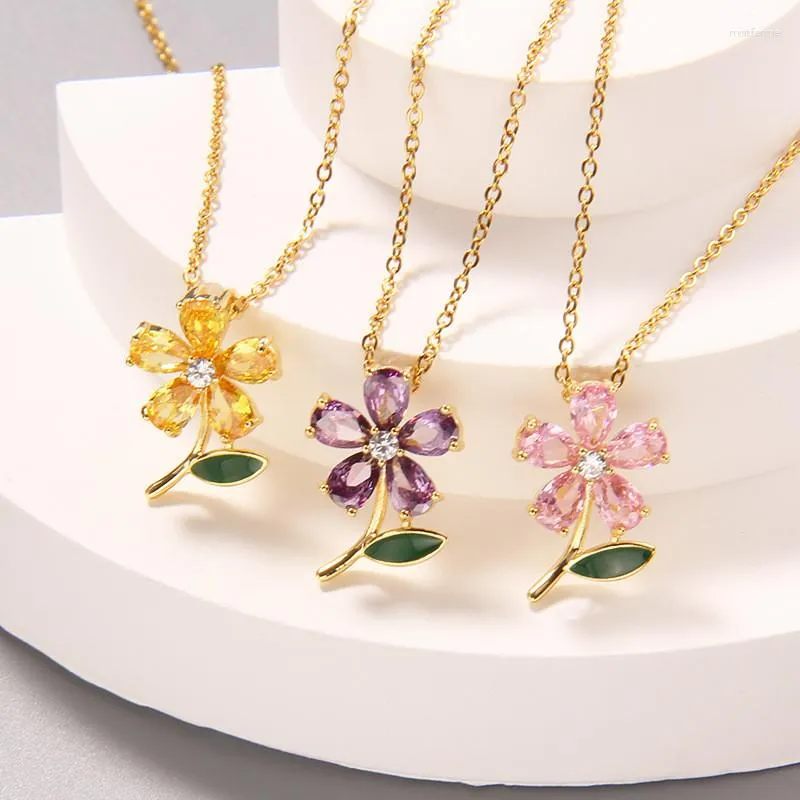 Collane con ciondolo Collana di zirconi con fiori a foglia di lusso Ciondoli per piante in acciaio inossidabile Gioielli girocollo Regali di compleanno per donne Ragazze