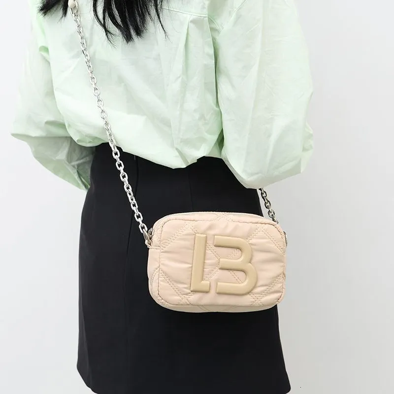 حقائب الخصر عتيقة Women Losttle Bag Fashion Brands Nylon Material Crossbody Chain Ladies Shopper Messenger 230829