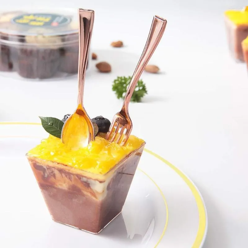 Gabeln 24PCS Einweglöffel Gold Imitation Metall Pudding Löffel Dessert Mini Gabel Obst Kleine Party Geschirr Gerichte