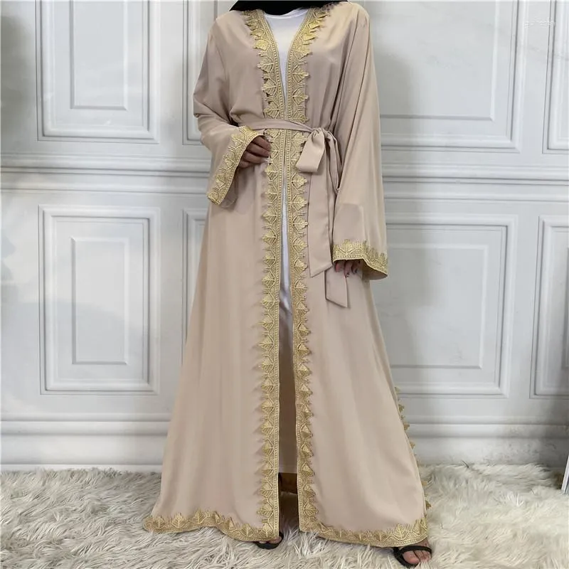 Vêtements ethniques Moyen-Orient Mode musulmane Robe brodée Turc Casual Cardigan Islamique Longue Robe Dubaï Ceinture Abaya Eid Mubarak pour Wom