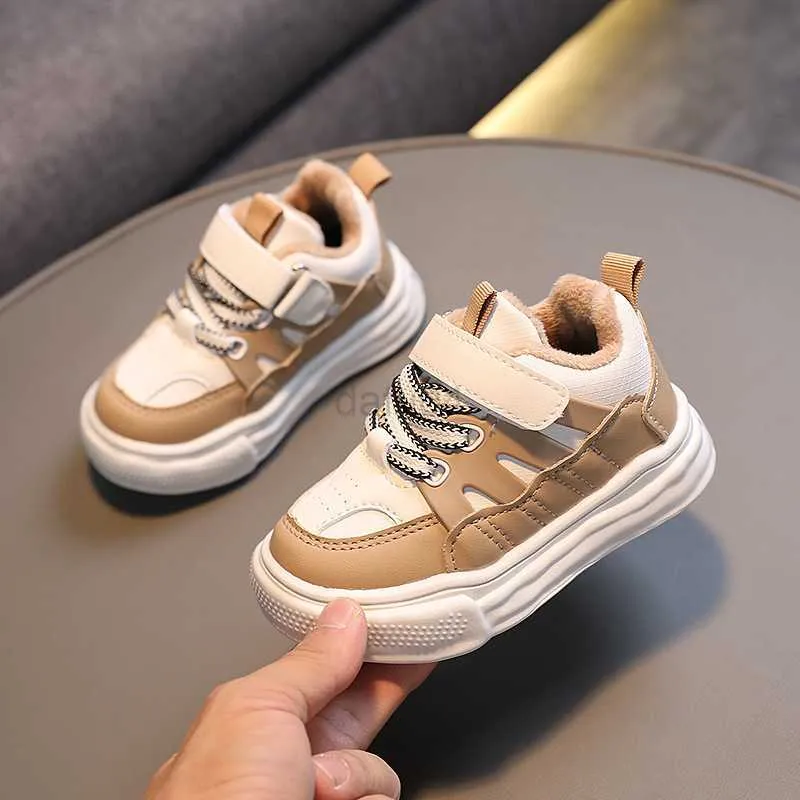 Hook and sale loop boys sneakers