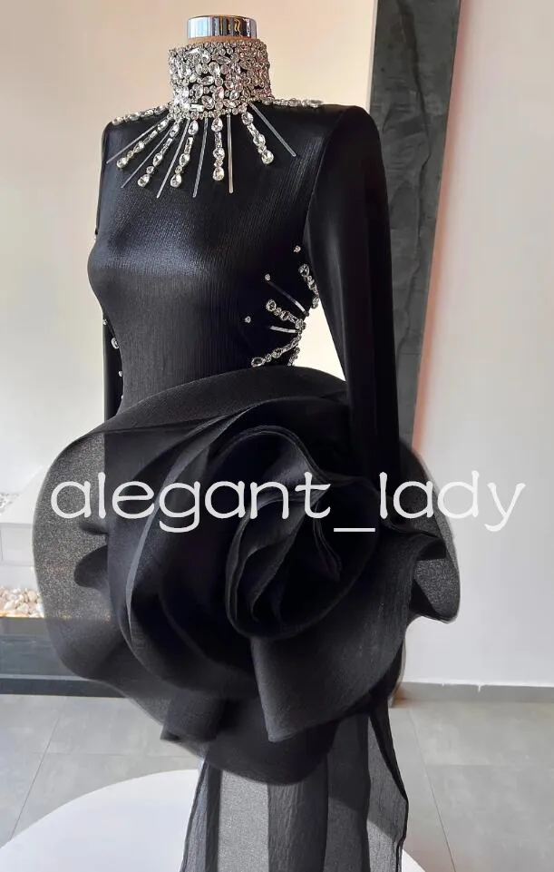 Petite robe noire à fleurs 3D, Mini robe de soirée, col haut, perles de cristal, manches longues, dos nu, robe d'anniversaire courte