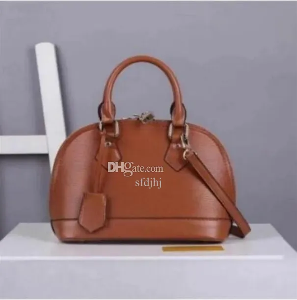 5A Quality Luxury Women Brown Shoulder Bag Fashion Bag with Lock tag Bb Chain Messenger Bag Leather Handbag Shell Purse Cosmetic Crossbody Totes