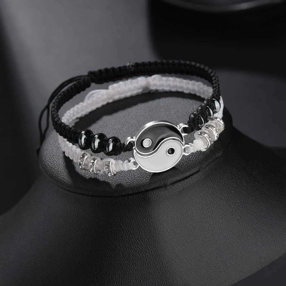 UNIQUE 2pcs Magnetic Couple Bracelets for Women Men, Sun and Moon  Attraction Matching Bracelet Lover Gifts for Boyfriend Girlfriend Best  Friend