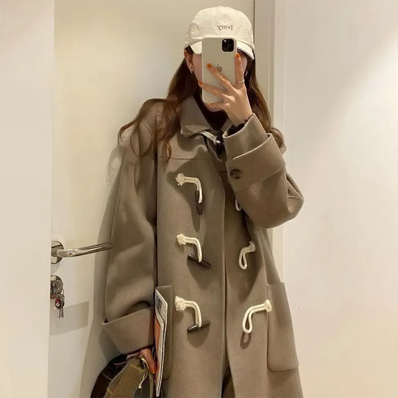 Misto lana da donna Stile college Cappotto di lana giapponese adorabile di media lunghezza con fibbia in corno di bue studentessa JK cammello inverno autunno 230828