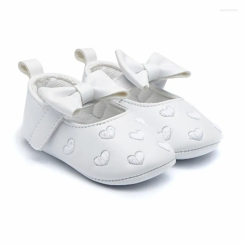 Chaussures de premiers pas pour bébés filles, mocassins de princesse en cuir PU avec franges et nœuds, semelles souples antidérapantes, berceau