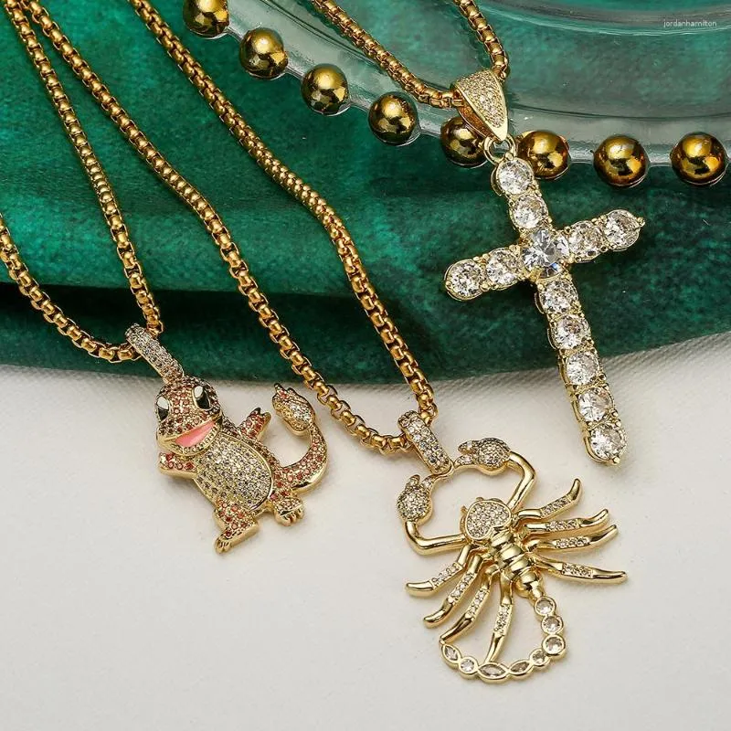 Pendanthalsband Mafisar Fashion Hip-Hop Style Necklace Gold Plated Zircon Cross Dinosaur Scorpion Högkvalitativ smyckespresent