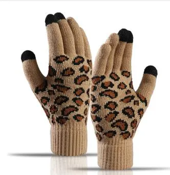 Ski Gloves Women Winter Warm Knit Gloves outdoor Korean version leopard jacquard Warmers touch screen knitted gloves df268