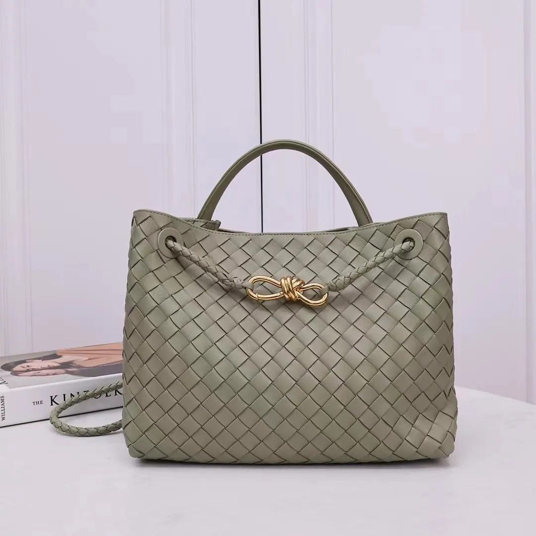 2023 Andiamo Handbag Designer Bag Woven Leather Handbag Light Luxury Laxury Laged Tote Bag Lambskin Handbag Solid Color Multi-Color Mother Shopping Bag 2261