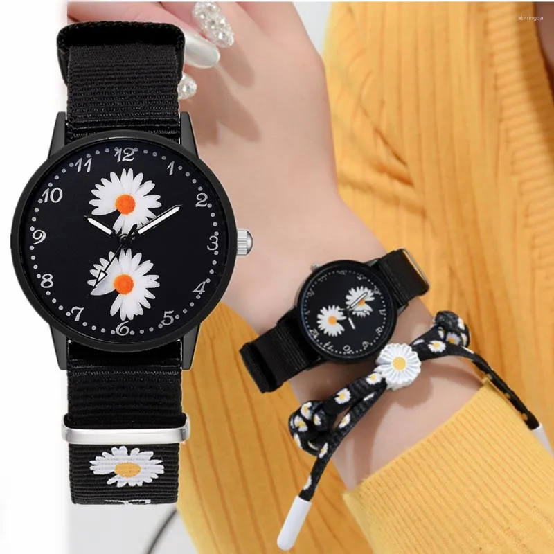 Montres-bracelets Sdotter Nylon Femmes Montre 2 PCS Ensemble Bracelet Dames Daisy Fleurs Mode Mignon Quartz Filles Horloge Étudiants 2023 Rel