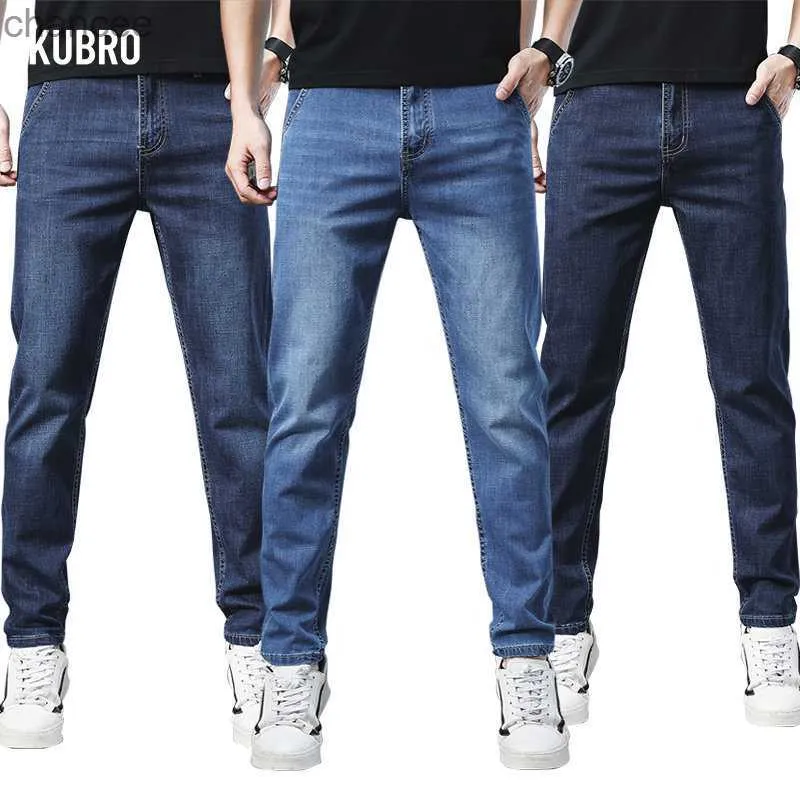 Kubro Erkekler Kot Klasik Düz Denim Pantolonlar Hafif Yıkama Artı Rahat Artı Konfor Arka Cep Büyük Çıkartmalar Boyutu 42 44 46 48 50 HKD230829