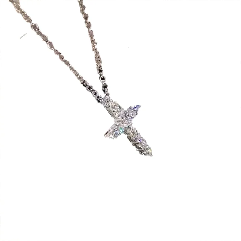 925 Sterling Silver Pendant Necklace with White Cubic Zirconia Cross ...