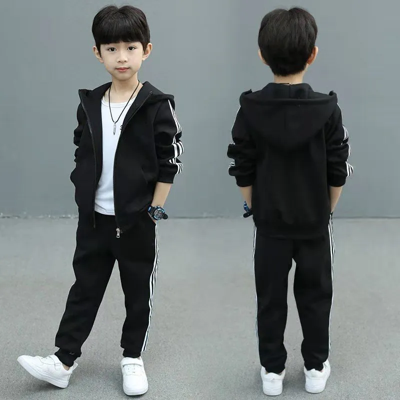 Kläder set Baby Boys Sport Suit Autumn White Black Hooded Sweatshirts och lösa byxor Teenage School Boy Outfit Kids Tracksuits 230830