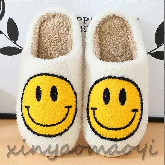 2022 Winter Women Smiley Slippers Fluffy Faux Fur Smile Face Household Soft Shoes for Indoor Female Outdoor