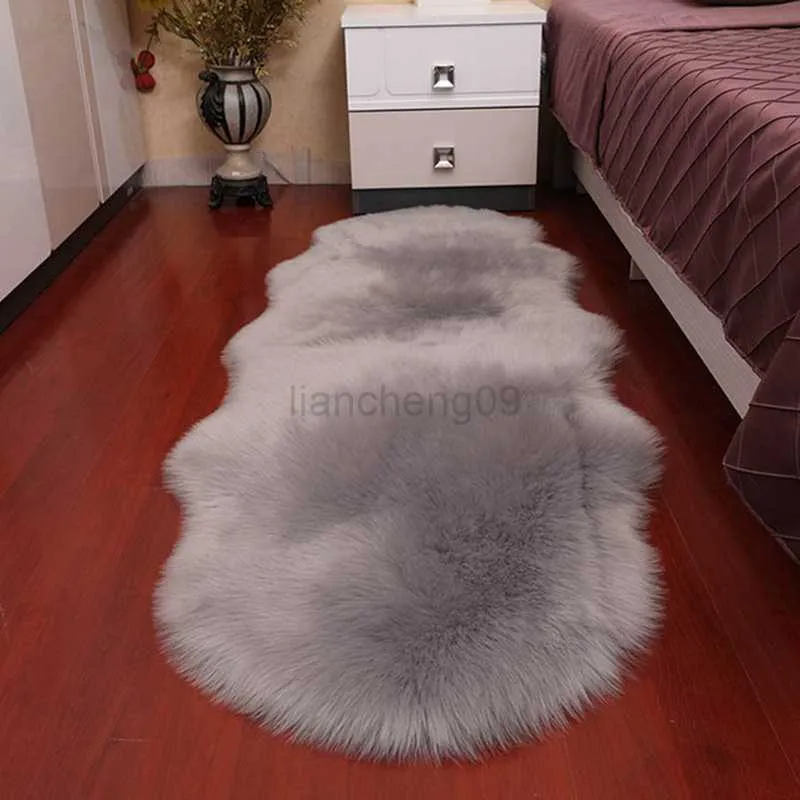 Carpets New Carpet Plush Soft Sheepskin Bedroom Carpet Imitation Wool Pad Long Hair Bedside Mat Sofa Cushion Rugs Living Room Fur Carpet