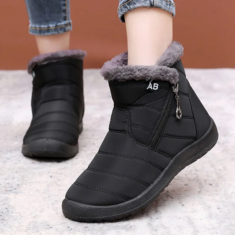 Bottes Bottes de neige femmes bottes de fourrure dames imperméable dames chaussures chaussures à glissière femme décontracté en peluche hiver femme bottes Botas Mujer 230829