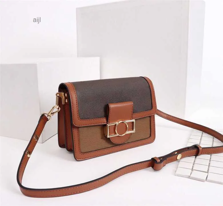 2023 Women Fashion Bags Classic Shoulder Bag Luxurys Designers Crossbody Handbags Quality Card Holder Cases Paris Clutch Designer_bag992