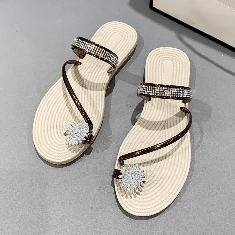 Slippers Diamond PU Women Fashion Simple Sandals Summer Rhinestone Flat Roman Designer Ladies Shoes