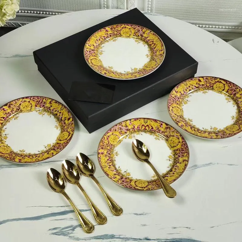 Assiettes à Dessert plateau rond en porcelaine, assiette de Style classique frissonnant, éclairage plat de noël série de mariage, ensemble de vaisselle 4 pièces