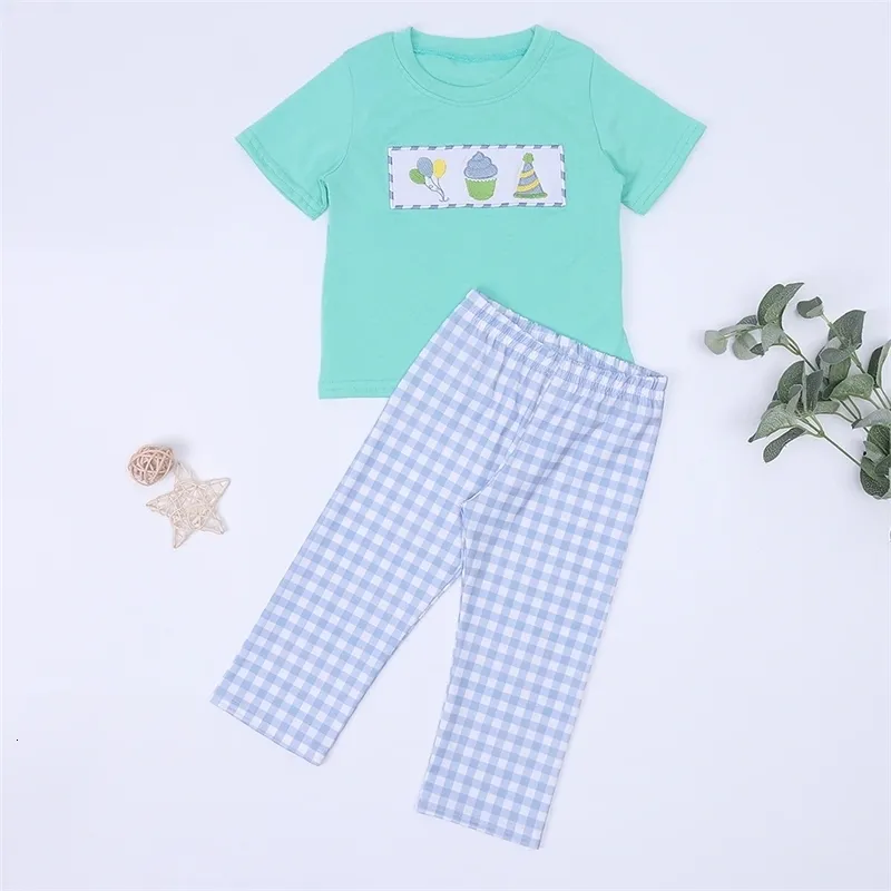 Kleidungssets Baby-Kleidungsset für Kinder, Jungen, zweiteilig, niedliches grünes T-Shirt, blaue Streifen-Shorts 230829