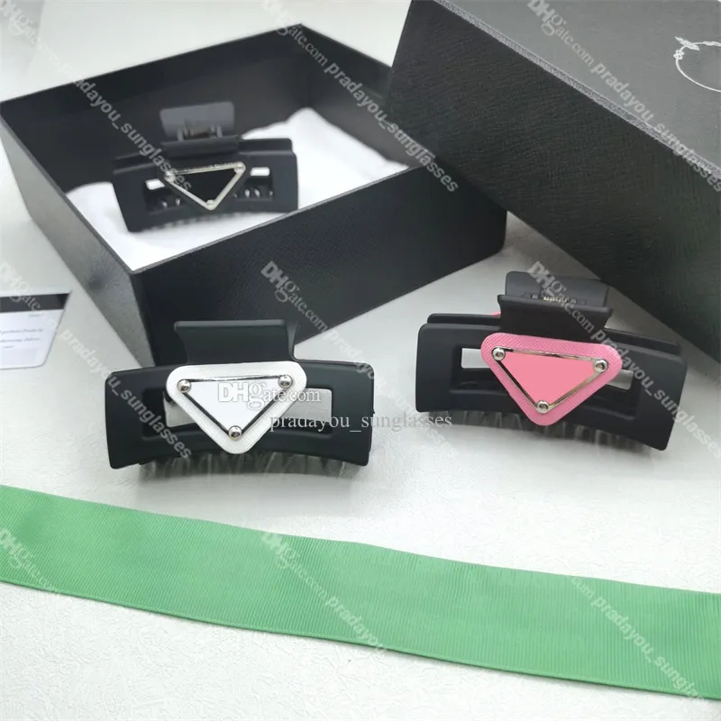 Retro Square Clamps Hair Grab Clips With Black Inverted Triangle Clips Temperament Hair Clip Hair Jewelry