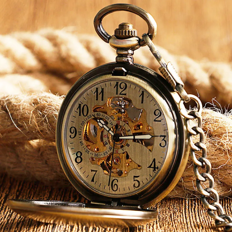 Pocket Watches Self Wind Pocket Watch Copper Fashion Bronze Pendant Smooth Retro Skeleton Unisex Automatic Mechanical Stylish Thanksgiving Gift 230830