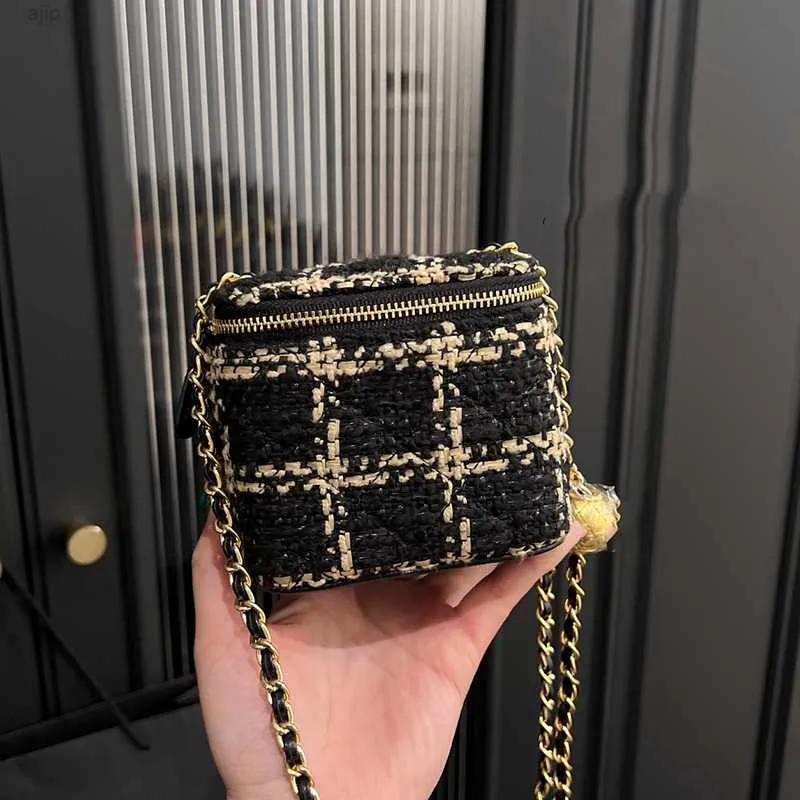 DHgate.com:Colorful Tweed Quilted Vanity Box Cosmetic Bag w/ Pearl 