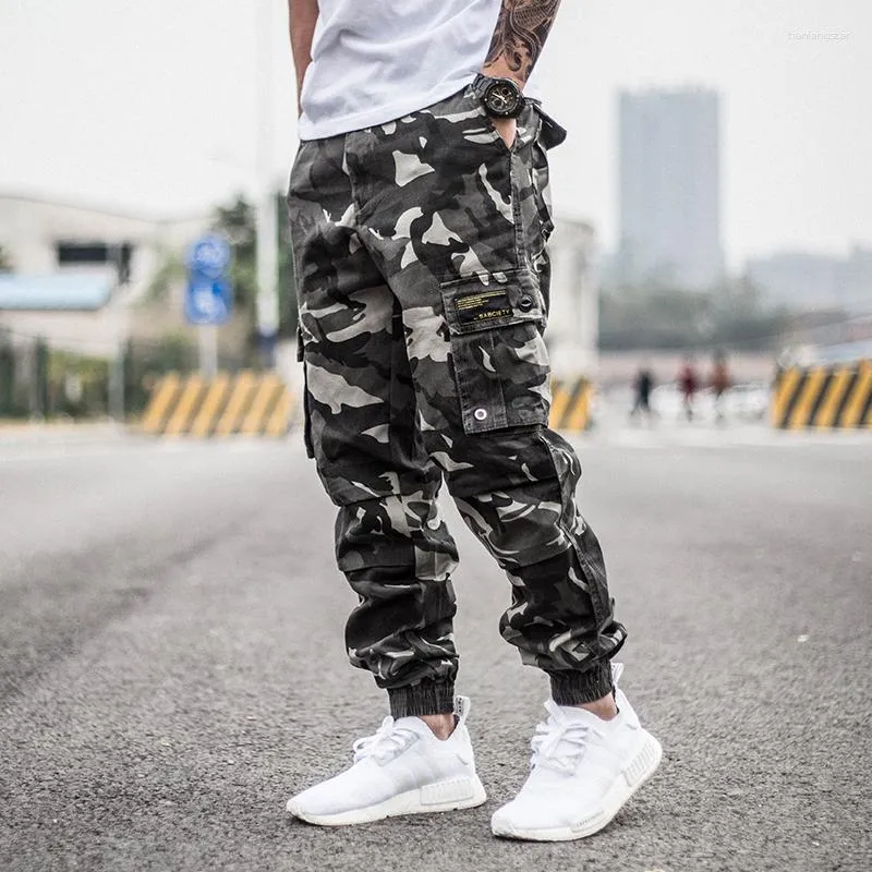 Erkekler kot moda tasarımcısı erkekler gevşek fit çoklu cepler gündelik kargo pantolon hombre hip hop joggers kamuflaj askeri pantolon