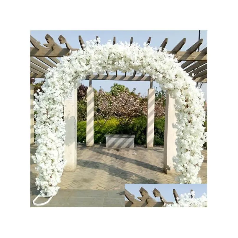 Flores decorativas Guirnaldas Flor artificial Flor de cerezo con metal Boda Hierro Arco Soporte FL Addarch Estante DIY Ventana Fiesta D OTXW2