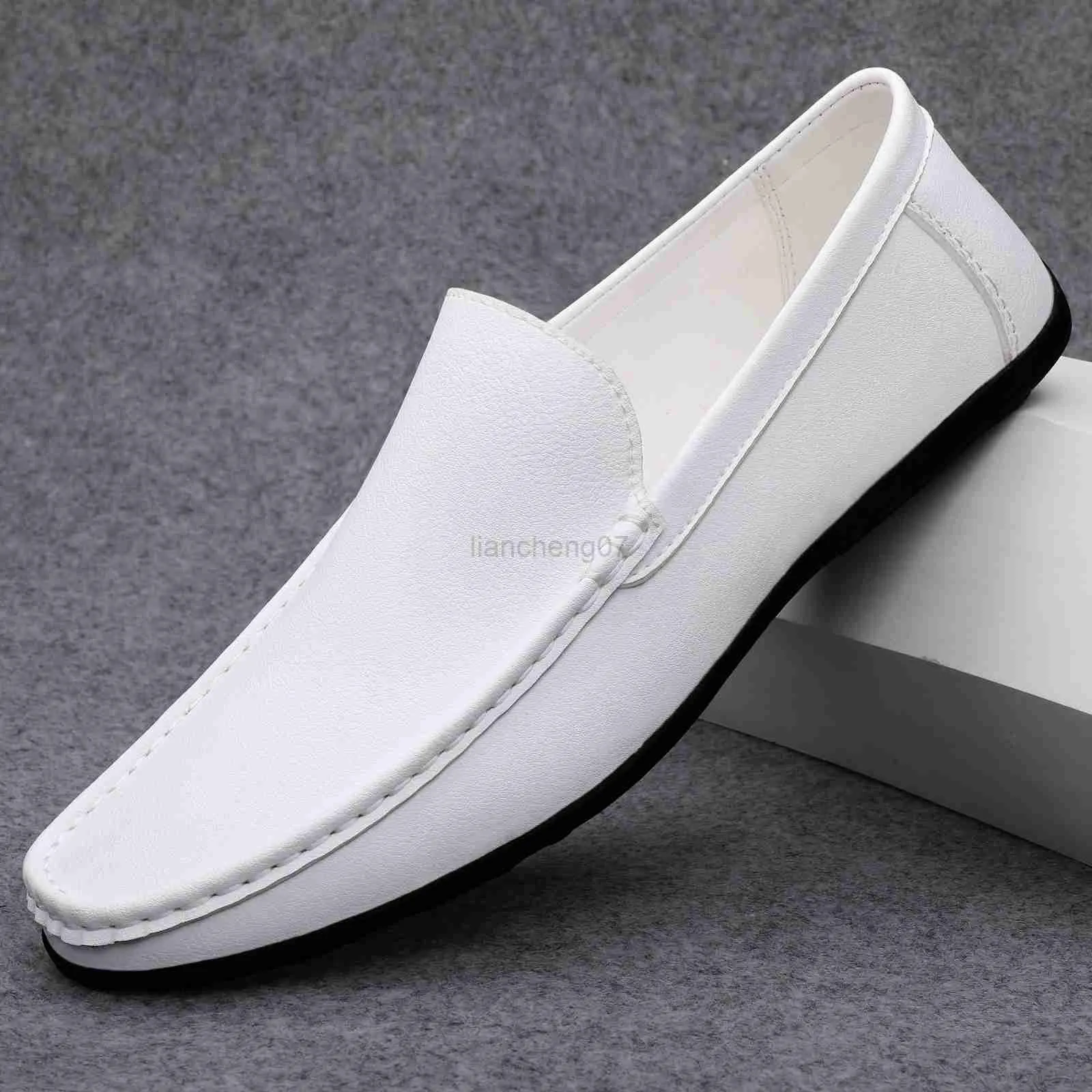 Scarpe eleganti Design minimalista Scarpe casual da uomo Primavera Estate Uomo Mocassini piatti da passeggio Scarpe da lavoro leggere da uomo Slip on Scarpe da guida