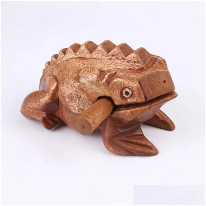 Dekorativa föremål Figurer Thailand Lucky Frog with Drum Stick Traditionell Craft Home Office Decor Wood Art Miniatures Drop Deli Dhgmu