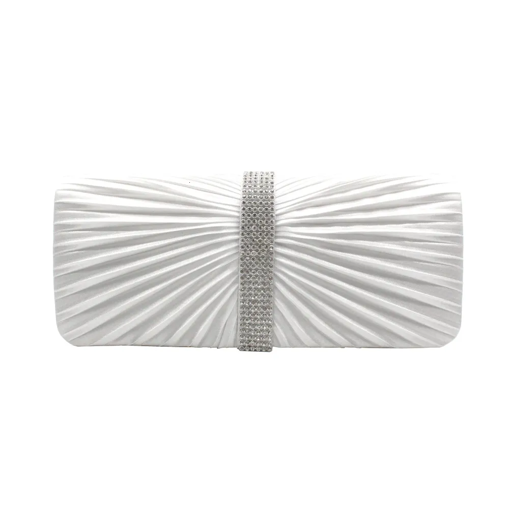 Avondtassen Europese Amerikaanse modetas Diamante diamantkristal geplooid gedrapeerd satijnen clutch 230829