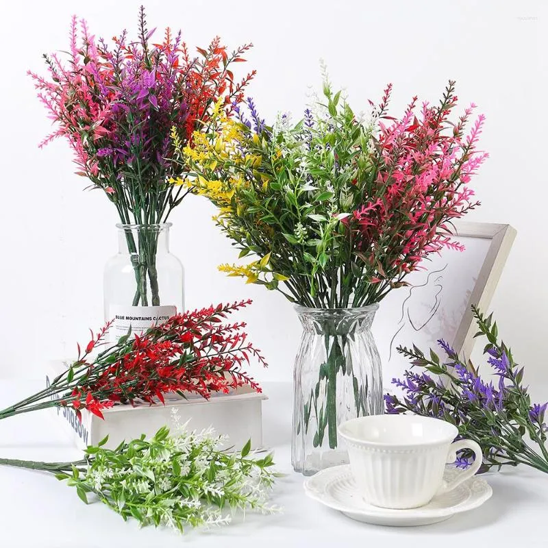 장식용 꽃 유칼립투스 인공 식물 꽃다발 35cm 실내 가정 장식 정원 웨딩 장식 야외 꽃꽂이를위한 가짜.