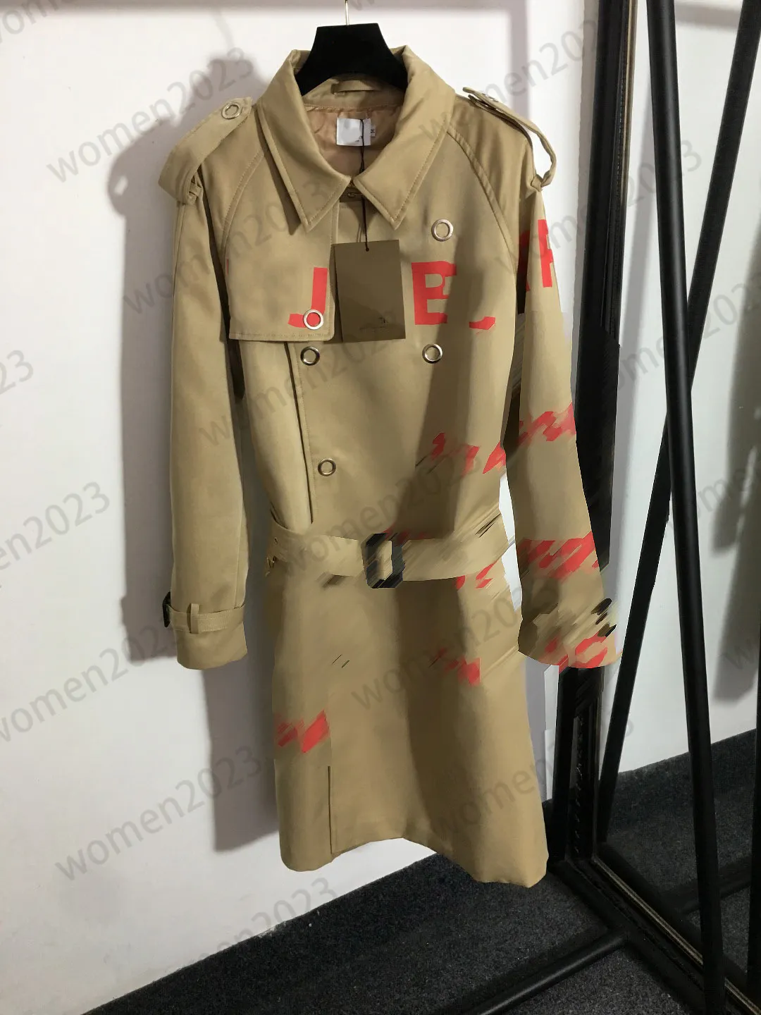 Czerwony litera Kurtki damskie damskie talia talia Trench kurtki płaszczowe 2023 Długie kurtki dla kobiet High End Khaki Color Płotach BBR Classic Płaszcz